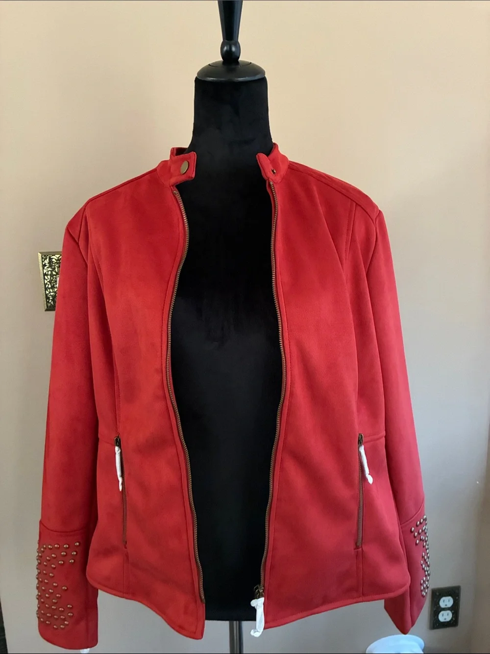 Jacket - Picture 9 of 9